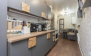 4-к квартира, вторичка, 74м2, 1/1 этаж