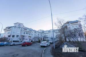 3-к квартира, вторичка, 63м2, 4/5 этаж