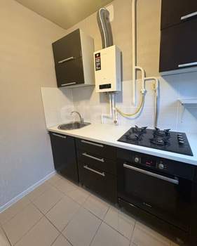 2-к квартира, вторичка, 45м2, 1/5 этаж