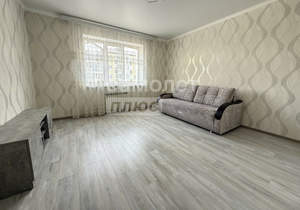 2-к квартира, вторичка, 54м2, 1/3 этаж