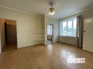 3-к квартира, вторичка, 38м2, 2/2 этаж