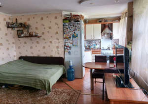 3-к квартира, вторичка, 42м2, 4/4 этаж