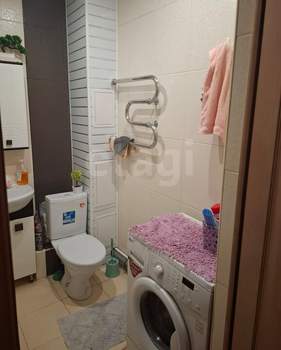 2-к квартира, вторичка, 56м2, 9/17 этаж