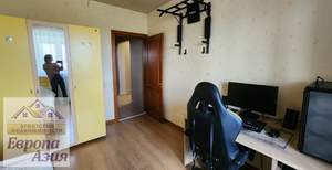 3-к квартира, вторичка, 65м2, 8/9 этаж