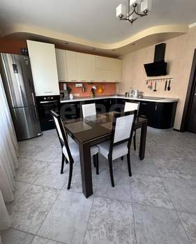 2-к квартира, вторичка, 79м2, 5/16 этаж