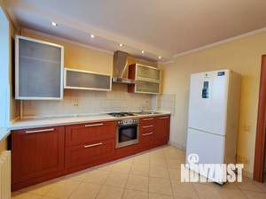 3-к квартира, вторичка, 77м2, 8/10 этаж