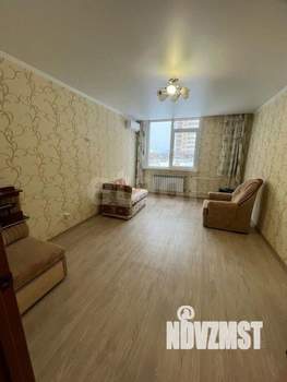 2-к квартира, вторичка, 64м2, 1/17 этаж