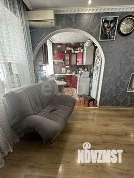 2-к квартира, вторичка, 44м2, 1/4 этаж