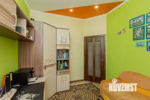 3-к квартира, вторичка, 74м2, 2/3 этаж