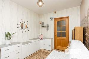 4-к квартира, вторичка, 62м2, 1/5 этаж
