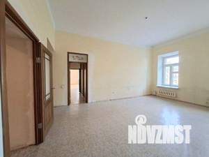 4-к квартира, вторичка, 137м2, 1/2 этаж