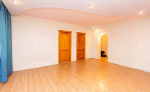 3-к квартира, вторичка, 70м2, 1/2 этаж