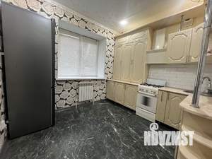 2-к квартира, вторичка, 42м2, 1/3 этаж