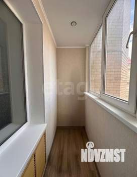 2-к квартира, вторичка, 63м2, 10/18 этаж