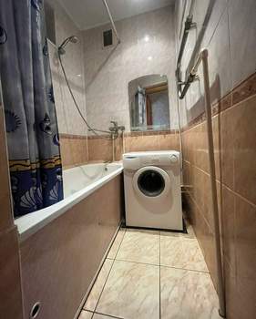 2-к квартира, вторичка, 45м2, 1/5 этаж