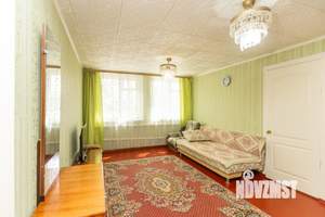 3-к квартира, вторичка, 63м2, 1/2 этаж