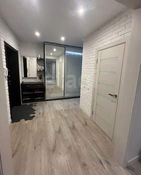 2-к квартира, вторичка, 73м2, 10/17 этаж