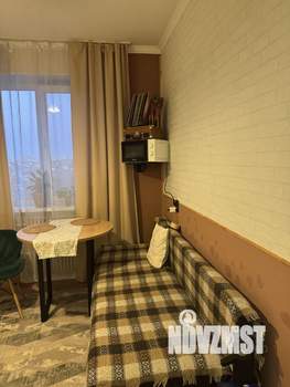 2-к квартира, вторичка, 43м2, 8/9 этаж