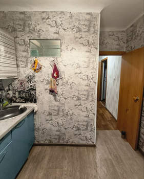 2-к квартира, вторичка, 42м2, 1/5 этаж