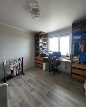 3-к квартира, вторичка, 57м2, 10/17 этаж