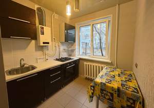 2-к квартира, вторичка, 45м2, 1/5 этаж