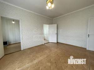 3-к квартира, вторичка, 38м2, 2/2 этаж
