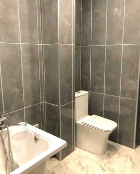 3-к квартира, вторичка, 63м2, 1/9 этаж