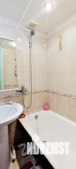 3-к квартира, вторичка, 63м2, 1/10 этаж