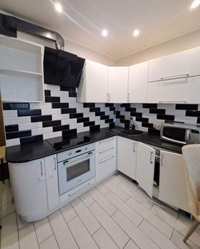 2-к квартира, вторичка, 42м2, 3/10 этаж