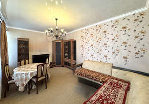 3-к квартира, вторичка, 132м2, 1/1 этаж