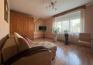 3-к квартира, вторичка, 121м2, 1/3 этаж