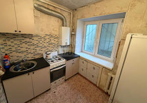 2-к квартира, вторичка, 45м2, 1/5 этаж