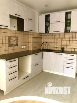 3-к квартира, вторичка, 63м2, 1/9 этаж