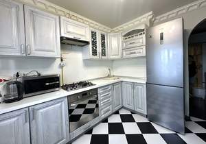 2-к квартира, вторичка, 53м2, 1/9 этаж