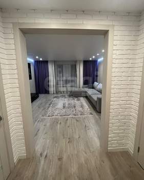 2-к квартира, вторичка, 73м2, 10/17 этаж