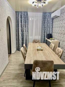 4-к квартира, вторичка, 61м2, 5/5 этаж