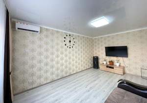 2-к квартира, вторичка, 58м2, 1/17 этаж