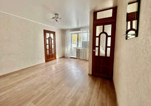2-к квартира, вторичка, 42м2, 3/5 этаж
