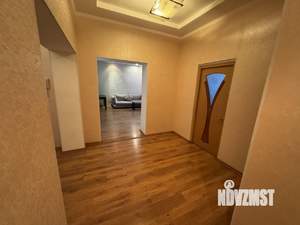 3-к квартира, вторичка, 115м2, 1/10 этаж