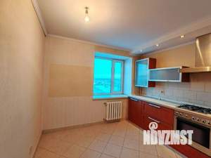 3-к квартира, вторичка, 77м2, 8/10 этаж