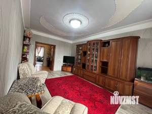 4-к квартира, вторичка, 82м2, 6/6 этаж