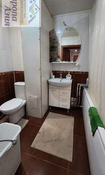 3-к квартира, вторичка, 65м2, 8/9 этаж