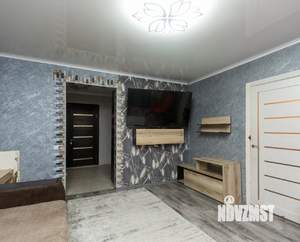 4-к квартира, вторичка, 74м2, 1/1 этаж