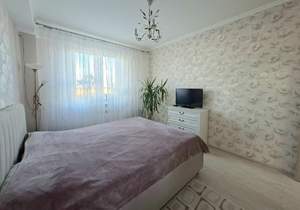 3-к квартира, вторичка, 90м2, 6/17 этаж