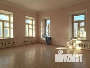 4-к квартира, вторичка, 137м2, 1/2 этаж