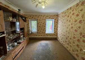 3-к квартира, вторичка, 44м2, 1/1 этаж