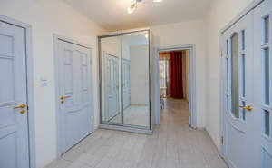 1-к квартира, вторичка, 52м2, 3/10 этаж