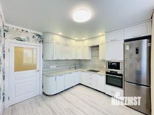 3-к квартира, вторичка, 80м2, 9/17 этаж