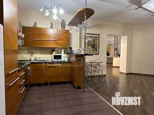 3-к квартира, вторичка, 207м2, 5/7 этаж