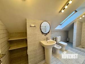 4-к квартира, вторичка, 128м2, 2/2 этаж